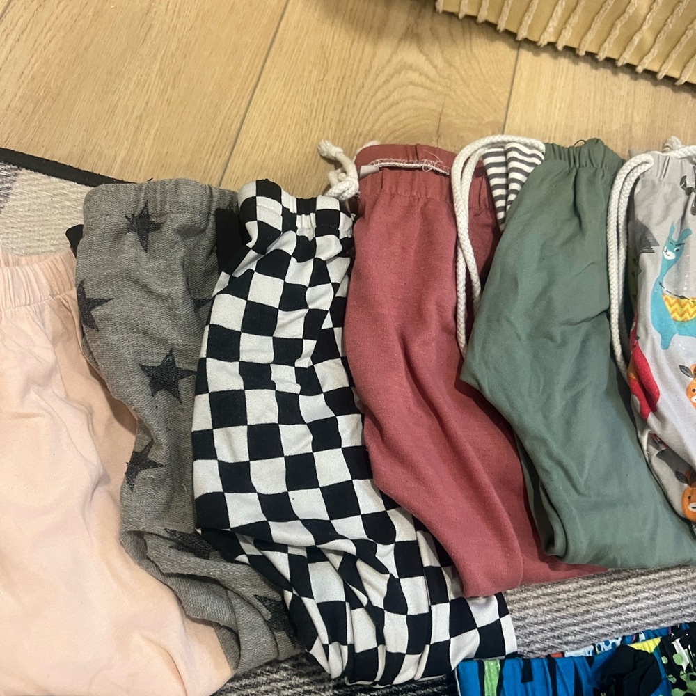 Colorful Patterned Joggers/shorts Collection - Picture 4 of 7
